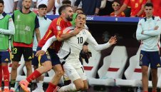 Байерн скочи да брани Мусиала от легенда