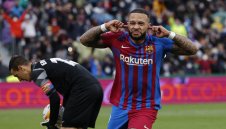 Барса и Депай преговарят за бъдещето