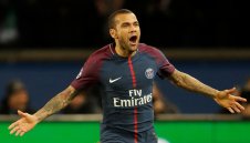 Дани Алвеш: Всички да вземат пример от Наполи