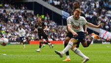 Юве и Тотнъм в спор за Деян Кулушевски