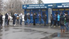 Големи опашки за билети за България - Хърватия