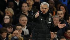 Юнайтед се прибрал от Лондон с автобус, Жозе е бесен