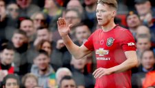 Юнайтед "трепери" за МакТоминей, може да го загуби за няколко седмици