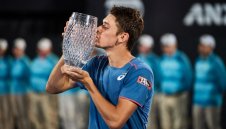 Де Минор хвърли в екстаз цяла Австралия, триумфира в родния Сидни