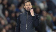 Лисиците определено ще изгонят провалилия се Ван Нистелрой