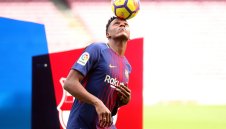 Адаптацията мина, Мина! Йери дебютира днес?