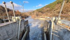 На мач в Своге: Труп изплува от реката, играчите го открили първи