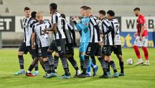 Локо Пловдив взе "железничарското" дерби и изравни лидерите