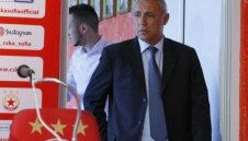 Стоичков се уплаши от съд в Испания и даде заден