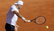 Силен Гришо мачка уверено в Рим