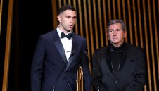 Освиркаха „Най-добрия вратар на планетата“