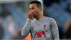 Барса си връща Тиаго Алкантара без пари