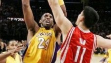 Хюстън изненада Лейкърс в Лос Анджелис