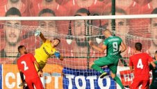 Момчето си отива: Камбуров спира с футбола в края на сезона