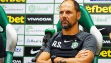 Шимунджа показва дефанзивния вал за Андерлехт