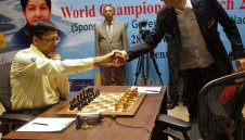 Карлсен и Ананд с реми в четвъртата партия