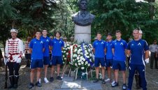 Левски почете 187-та годишнина от рождението на Васил Левски + ВИДЕО