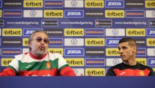 За несъстоятелния треньор и наглото ръководство