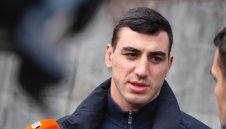 Скандал или затопляне на ледовете? Шефовете на борбата се срещнаха с борците от ЦСКА