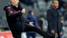 Борусия Дортмунд уреди нов треньор, Фавре поема клуба