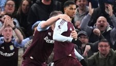 Рашфорд вкара и в първенството, Исак и Тонали зарадваха Свраките