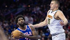 Eмбийд спечели сблъсъка от "тежка категория" с Йокич