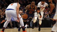 ЛеБрон мина 28 000 точки