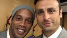 Бербатов вече има свой химн