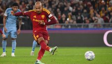 Рома смаза Слован 4:0