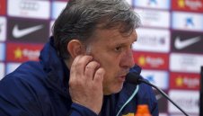 Тата не е доволен от работата си