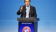 УЕФА облекчава правилата за финансовия феърплей 