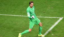 Ван Гаал затръшна вратата за Лалетата на опитен вратар