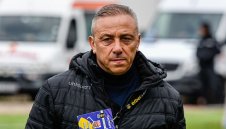 Илиан Илиев жегна съдията на мача с Лудогорец и разкри истината за "трансфер" в Разград