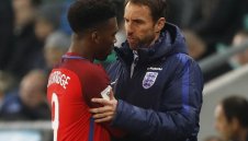 Саутгейт навит да води Англия за постоянно