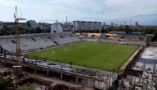 „Колежа“ остава без козирка