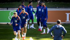 Две големи "лалета" ще "цъфтят" срещу Испания