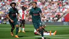 Ливърпул оцеля в 8-голов трилър със Саутхемптън