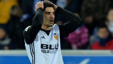 Валенсия пред трансферен провал