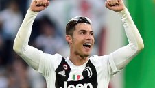 Роналдо каза "да" за Жоао Феликс, Юве го взима през лятото