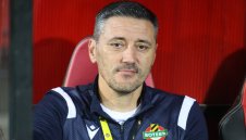 Керкез гледа отблизо трансферна цел