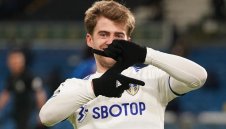 Нападател на Лийдс стигна 100 гола в кариерата си