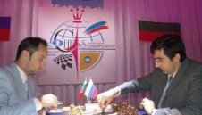 Топалов и Крамник все пак ще играят днес