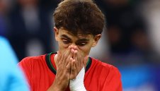 Жоао Феликс отива на Острова?