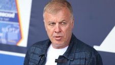 Напрежение в Левски: Тръст "Синя България" нападна Сираков