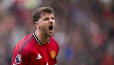 Арестуваха мъж заради звезда на Манчестър Юнайтед