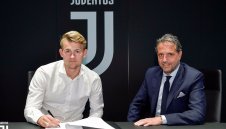 Седем причини защо Де Лихт се размина с Барса