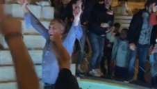 Босът на Рома скочи във фонтан след боя над Барселона