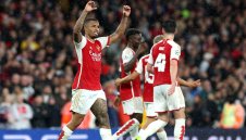 Подобаващо завръщане! Арсенал се позабавлява за 4:0 срещу ПСВ