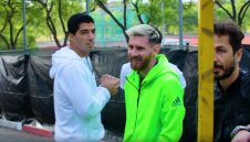 Какъв контрол! Суарес си спря пусната от 35 метра топка! + ВИДЕО