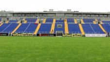 Смях! Левски иска 70 лв. за билет за мача с Нефтохимик